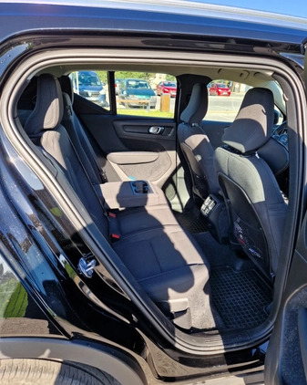 Volvo XC 40 cena 127999 przebieg: 68000, rok produkcji 2021 z Ruciane-Nida małe 46